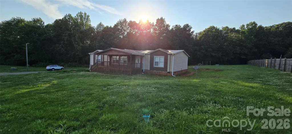 78 Buck Branch Road Mill Spring NC 28756