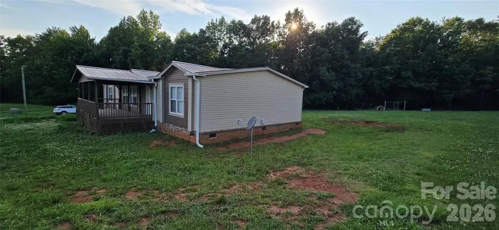 78 Buck Branch Road Mill Spring NC 28756
