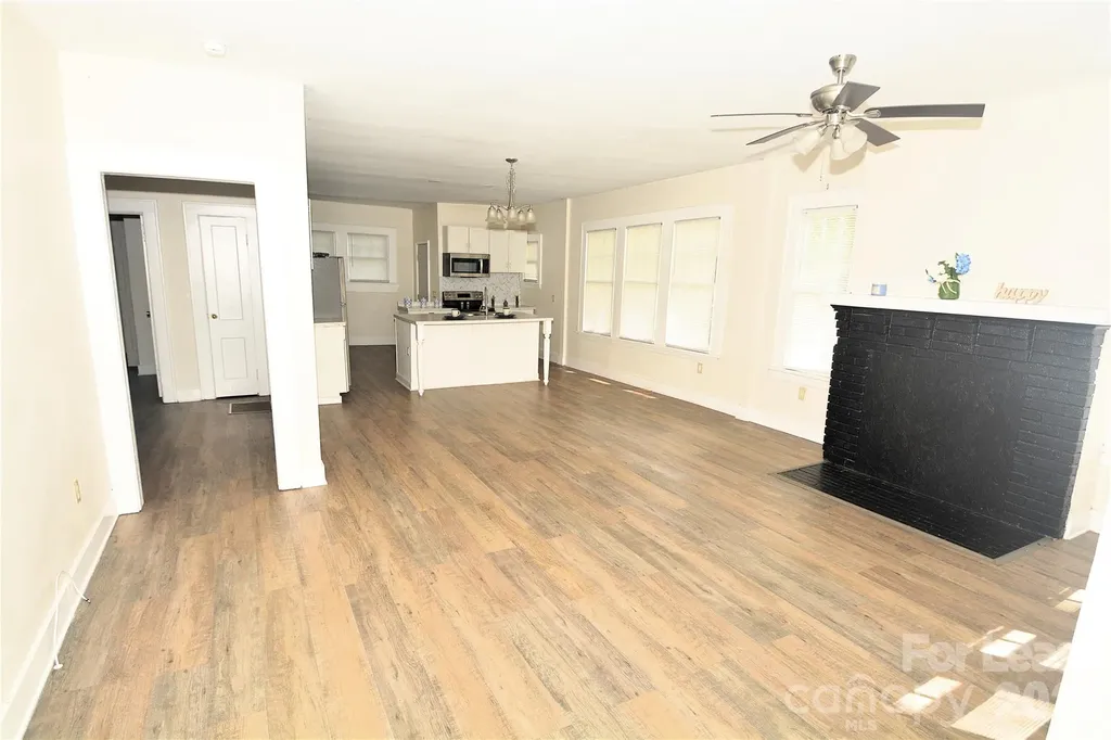 4101 Gossett Avenue Charlotte NC 28208