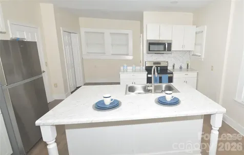 4101 Gossett Avenue Charlotte NC 28208