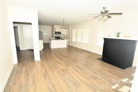 4101 Gossett Avenue Charlotte NC 28208