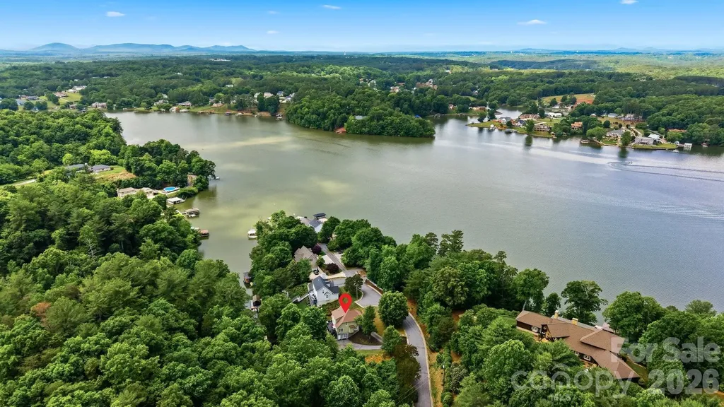 909 36th Avenue NW Hickory NC 28601
