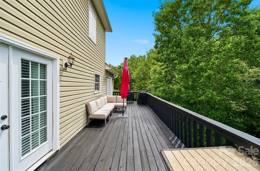 909 36th Avenue NW Hickory NC 28601