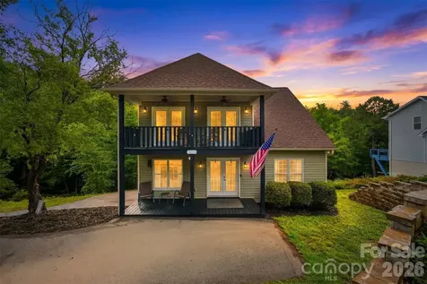 909 36th Avenue NW Hickory NC 28601