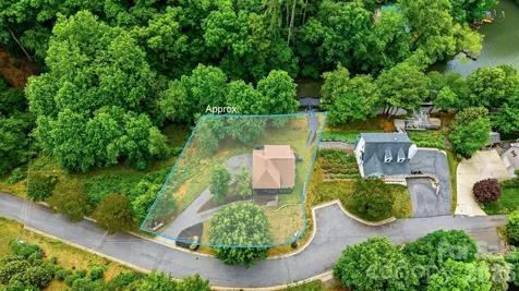 909 36th Avenue NW Hickory NC 28601