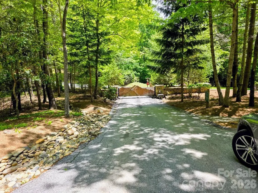 00 Hickory Springs Road Burnsville NC 28714
