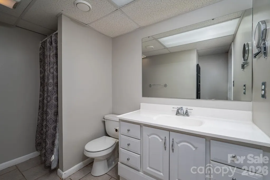 6097 Tuckborough Road Hickory NC 28602