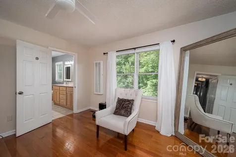 6097 Tuckborough Road Hickory NC 28602