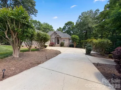 304 Catawba Crest Lane Clover SC 29710
