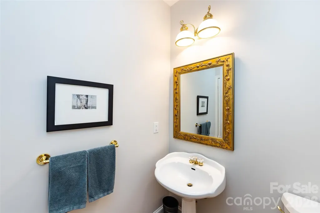231 Pat Stough Lane Davidson NC 28036