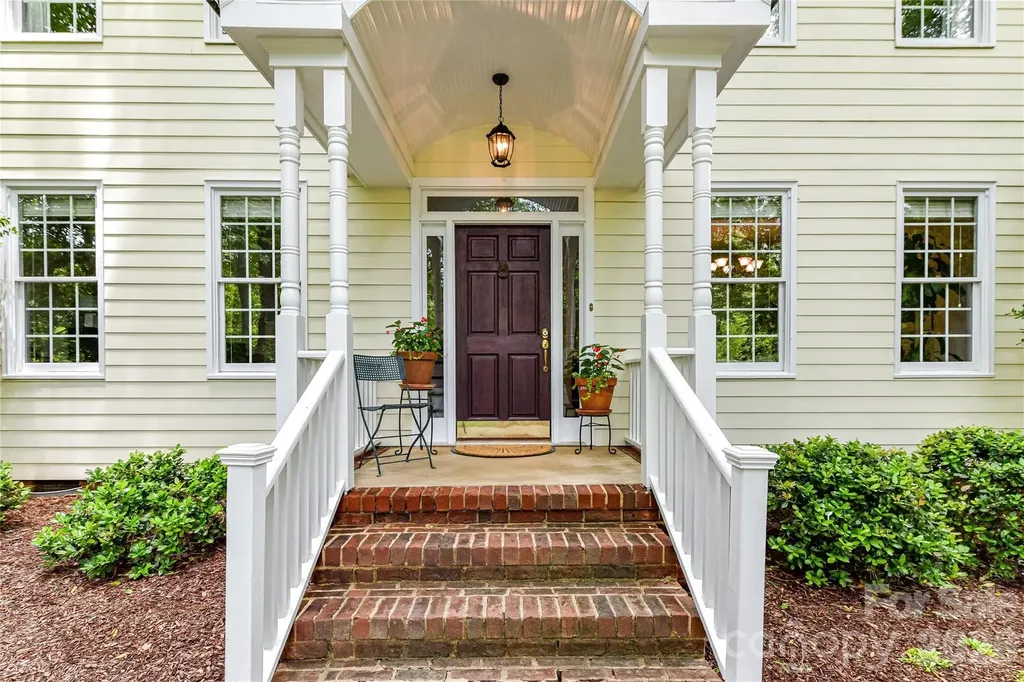 231 Pat Stough Lane Davidson NC 28036