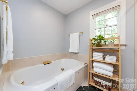 231 Pat Stough Lane Davidson NC 28036