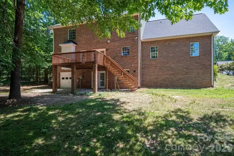 1535 20th Avenue Place NE Hickory NC 28601
