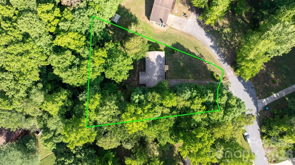 2120 40th Avenue Court NE Hickory NC 28601