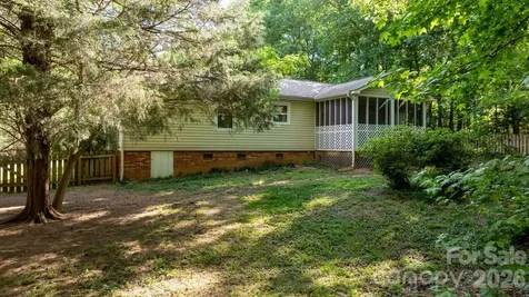 2120 40th Avenue Court NE Hickory NC 28601