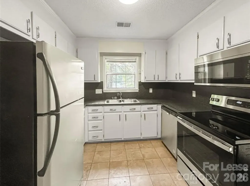 5933 Ruth Drive Charlotte NC 28215