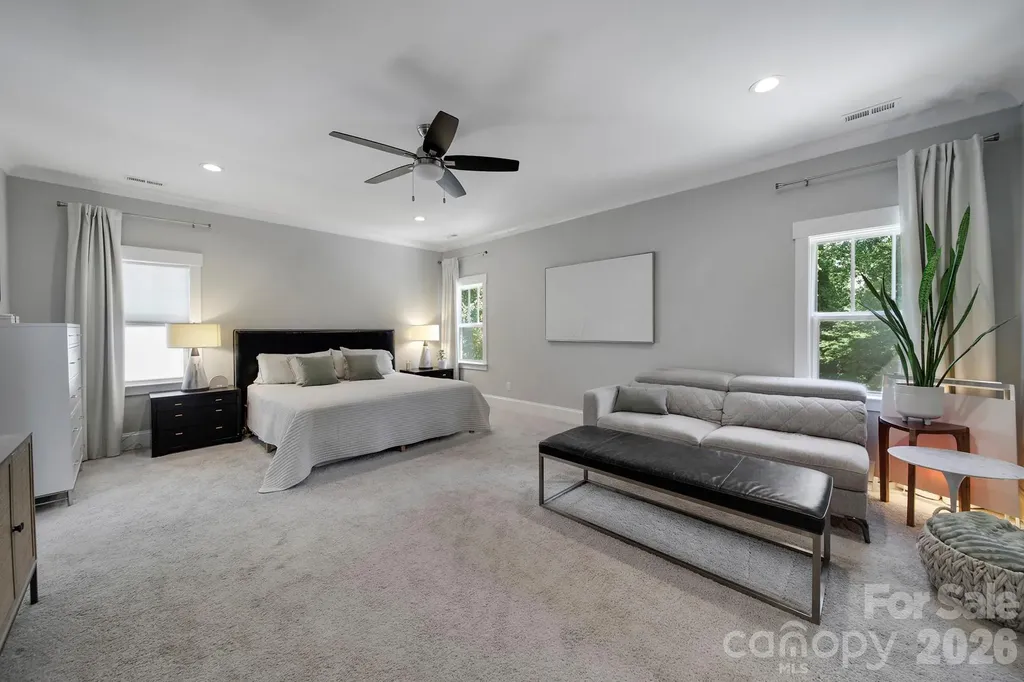3015 Commonwealth Avenue Charlotte NC 28205