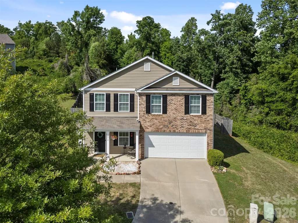 2812 Westbury Court Dallas NC 28034