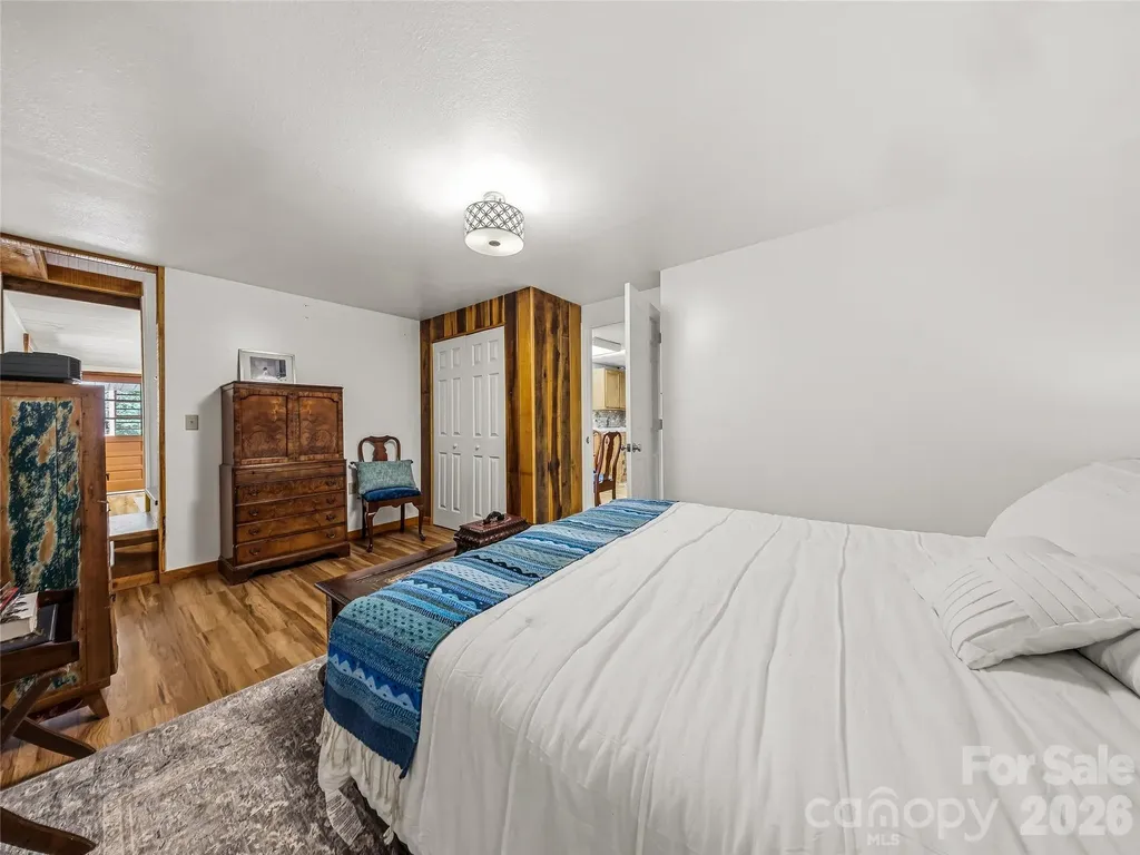200 River Ridge Drive Burnsville NC 28714