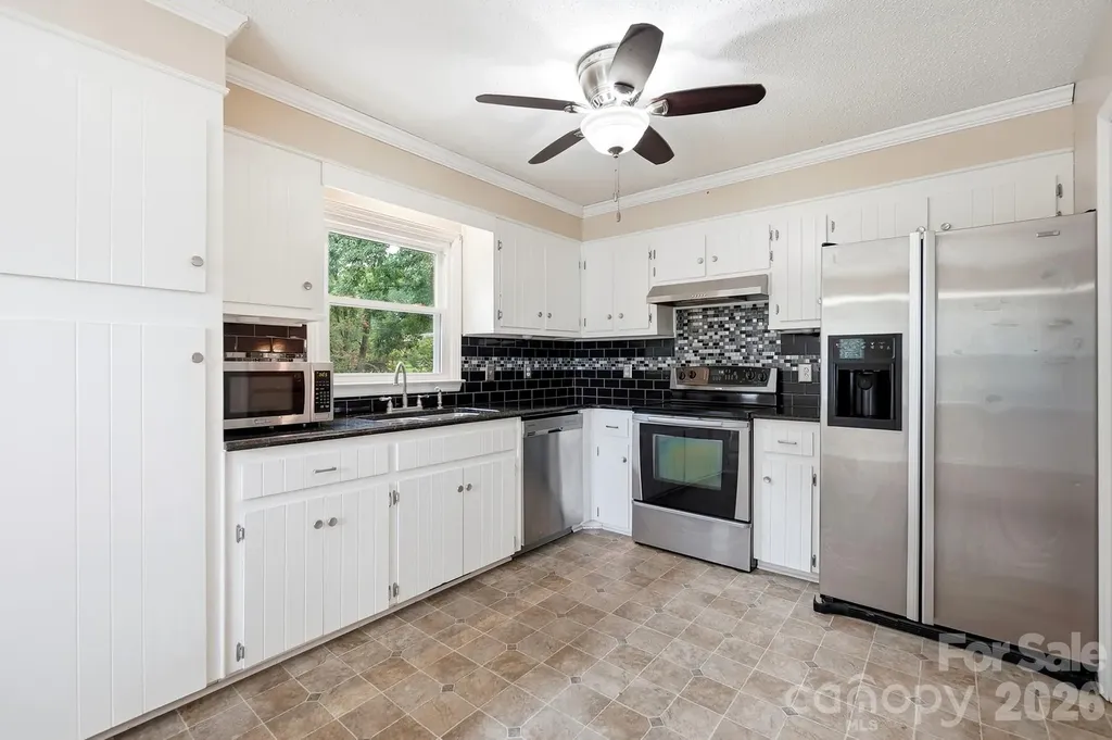 2600 Providence Drive Gastonia NC 28052