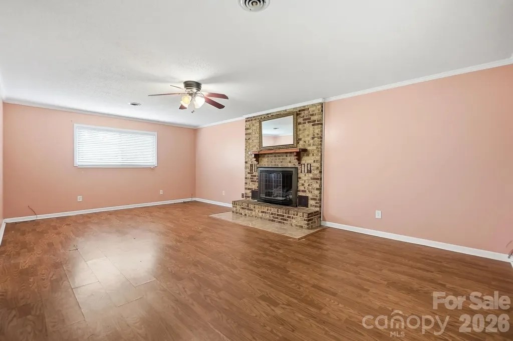 2600 Providence Drive Gastonia NC 28052