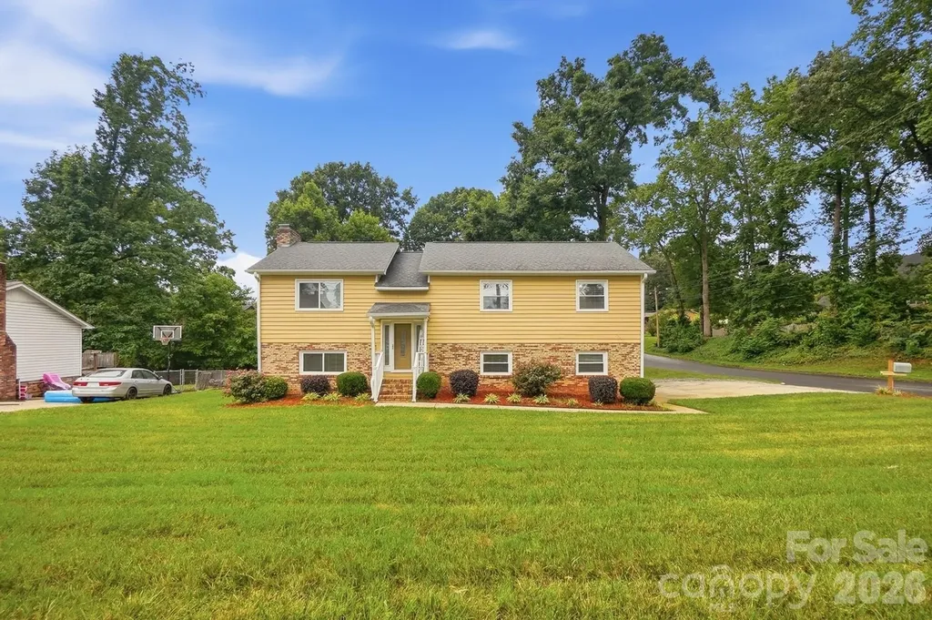 2600 Providence Drive Gastonia NC 28052