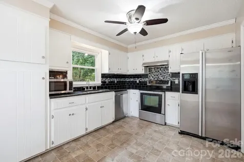 2600 Providence Drive Gastonia NC 28052