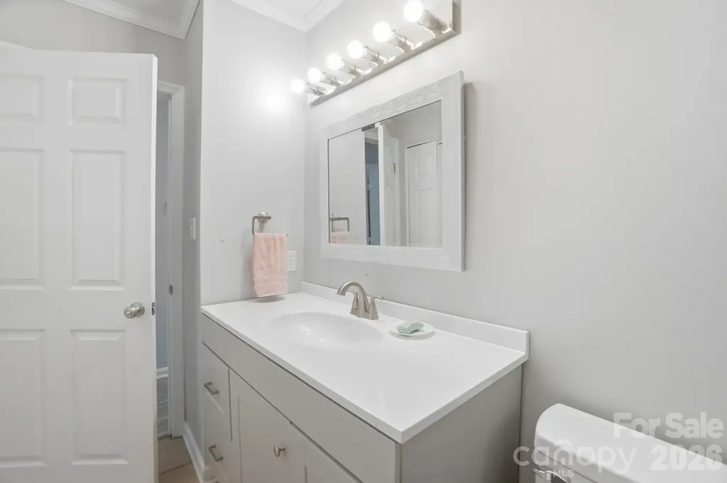 8529 Castle Pine Court Charlotte NC 28226