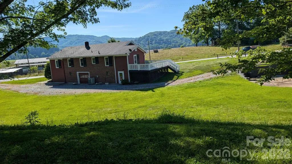 522 Calvert Road Brevard NC 28712