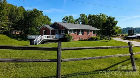 522 Calvert Road Brevard NC 28712