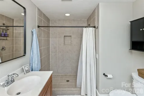 522 Calvert Road Brevard NC 28712