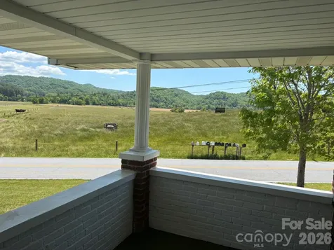 522 Calvert Road Brevard NC 28712