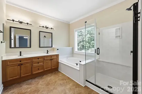 3308 Grandeur Road Charlotte NC 28269
