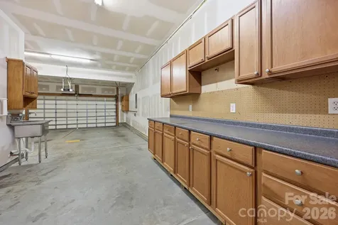 3308 Grandeur Road Charlotte NC 28269