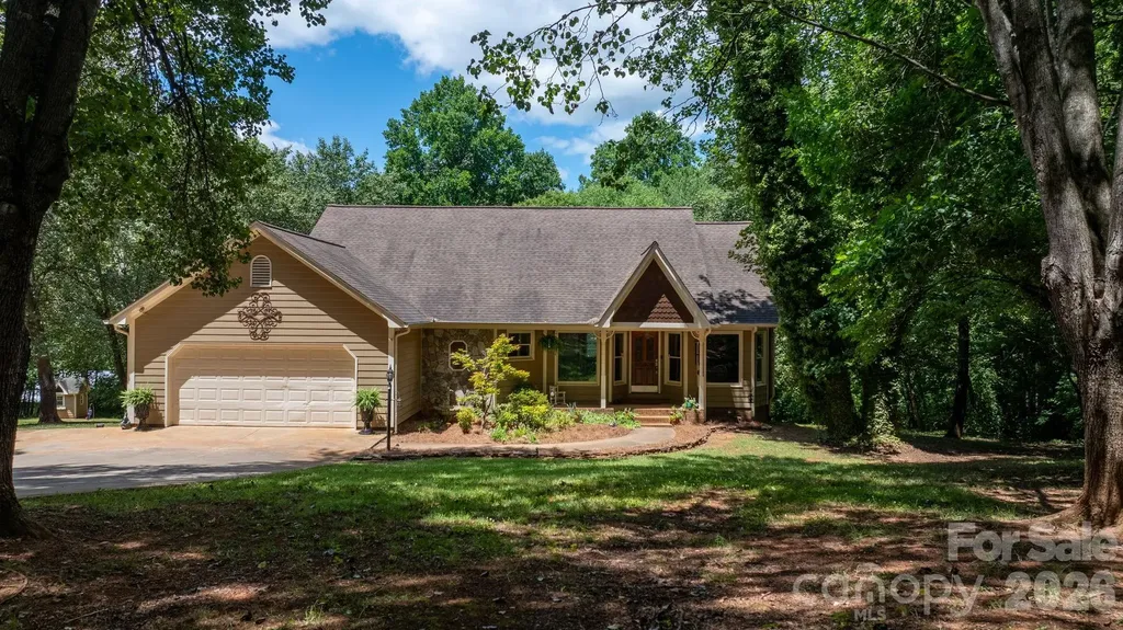 4093 Fairview Drive Maiden NC 28650