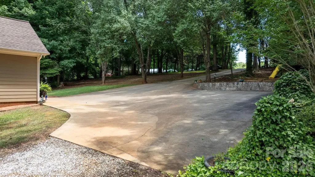 4093 Fairview Drive Maiden NC 28650