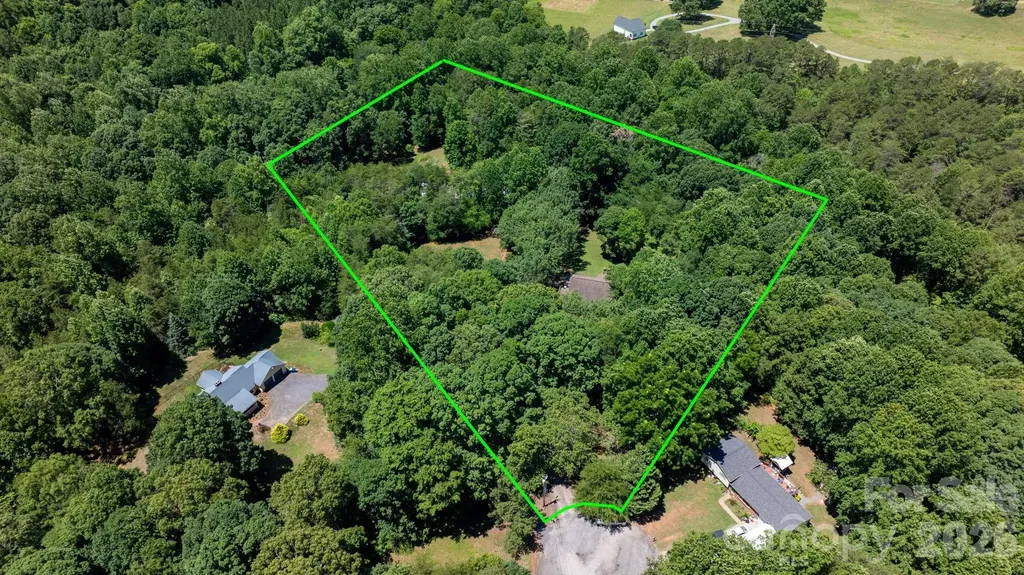 4093 Fairview Drive Maiden NC 28650