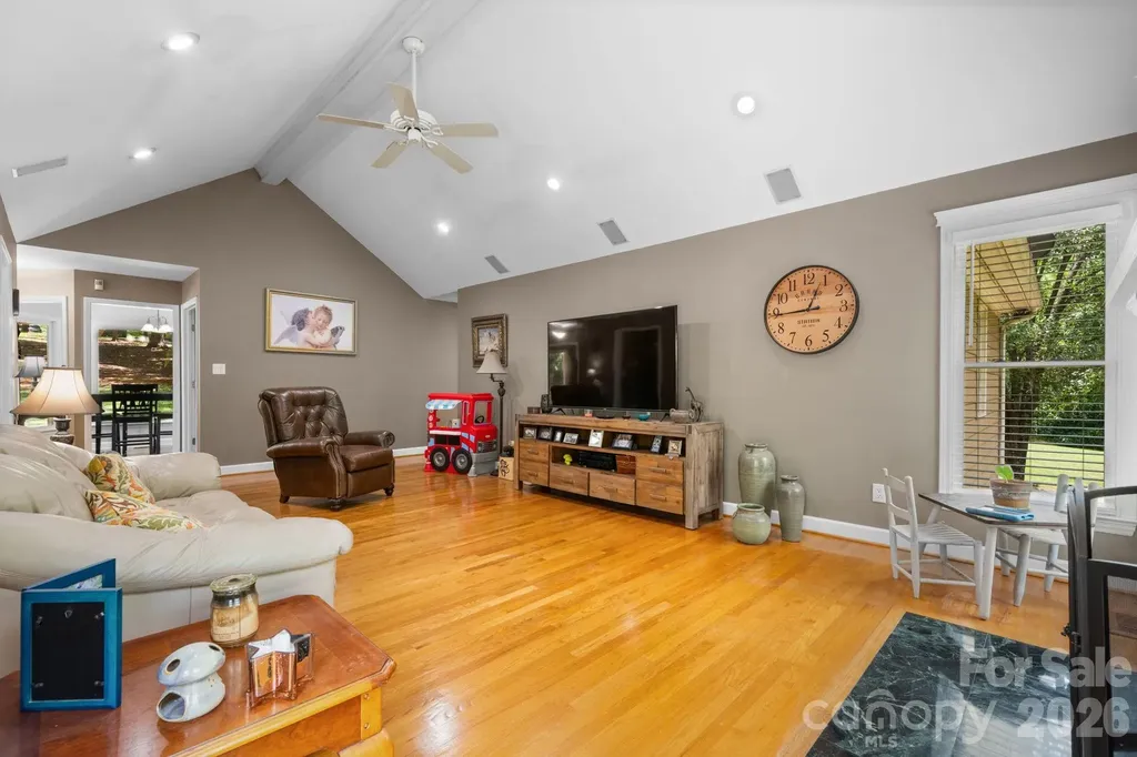 4093 Fairview Drive Maiden NC 28650