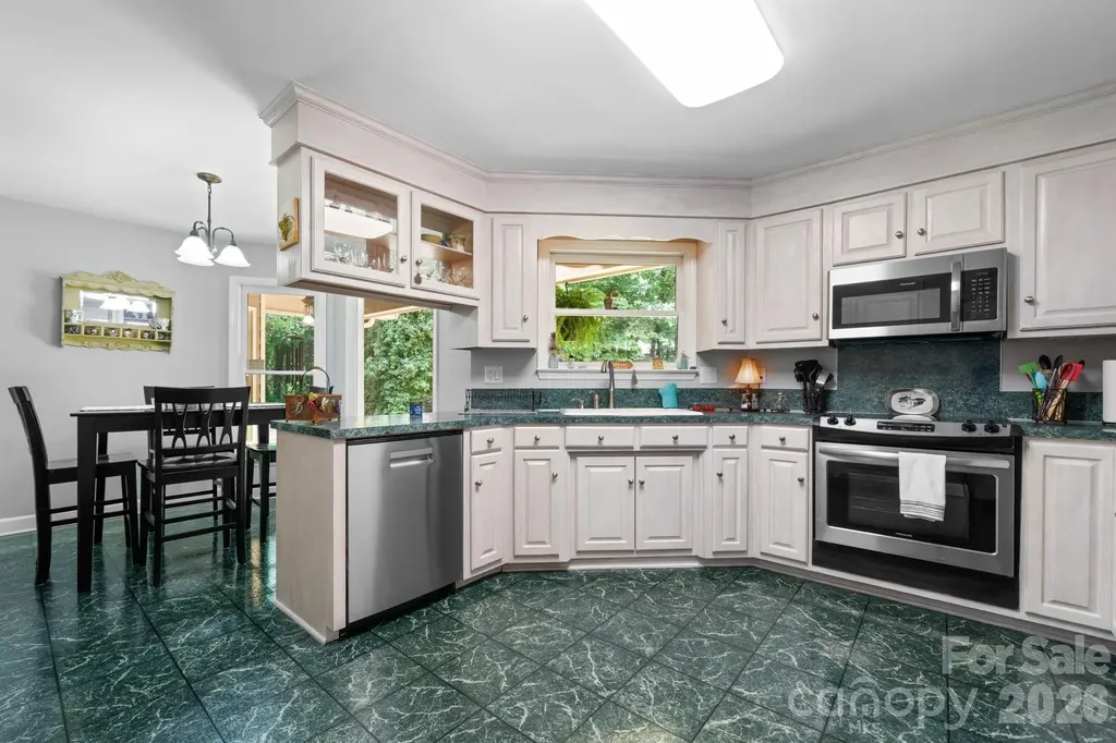 4093 Fairview Drive Maiden NC 28650