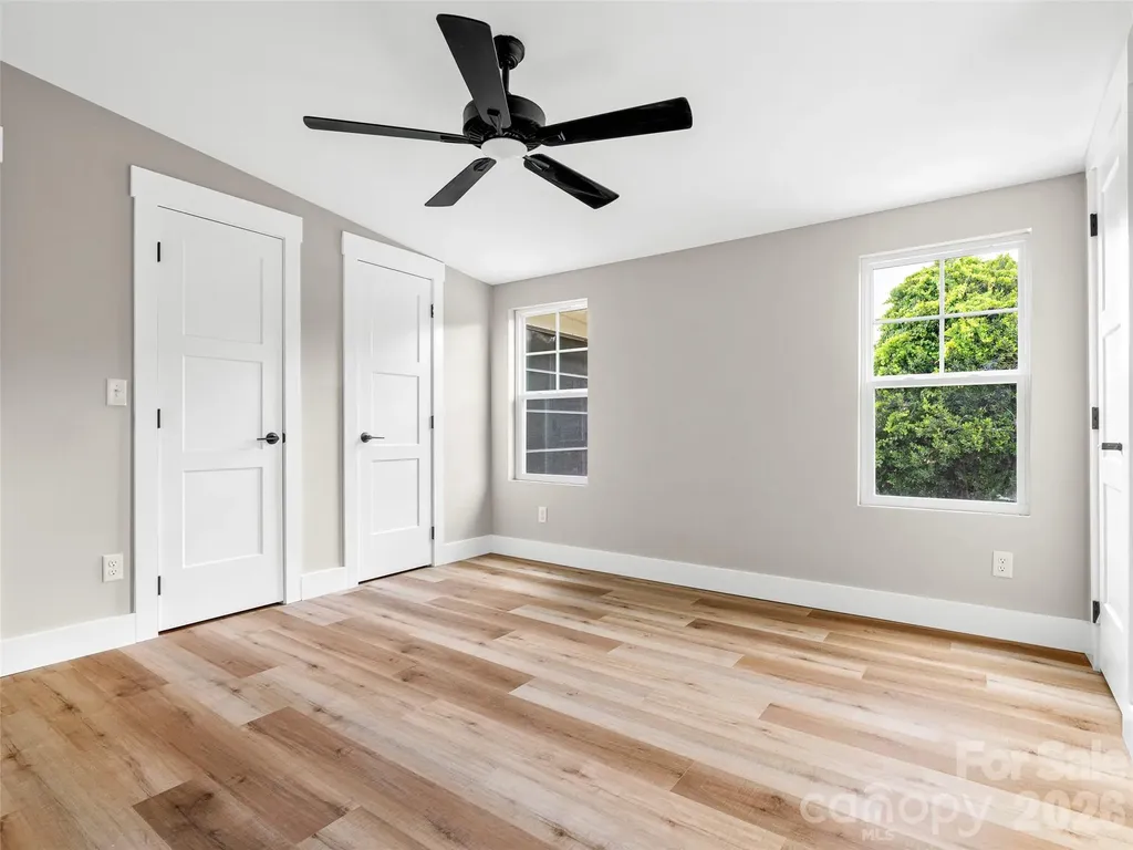 448 Riverwind Drive Hendersonville NC 28739