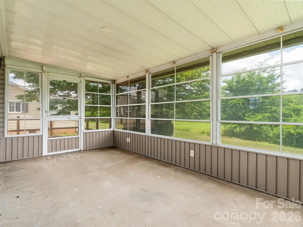 448 Riverwind Drive Hendersonville NC 28739