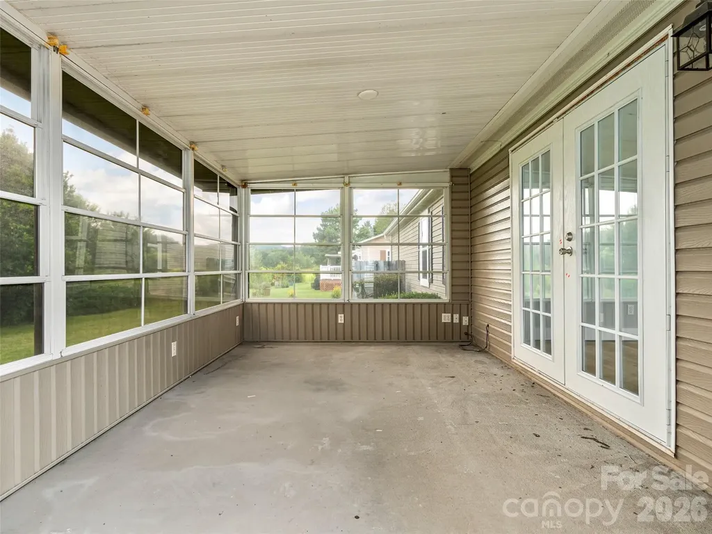 448 Riverwind Drive Hendersonville NC 28739