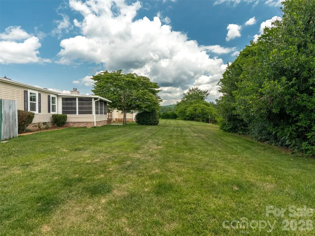 448 Riverwind Drive Hendersonville NC 28739