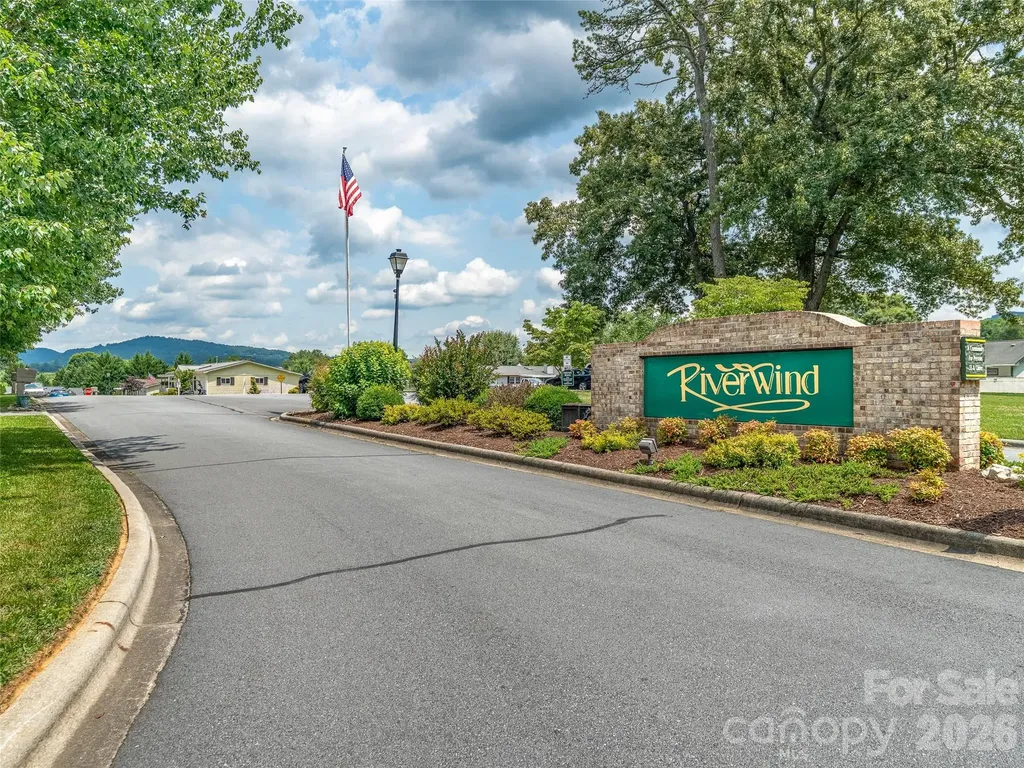 448 Riverwind Drive Hendersonville NC 28739