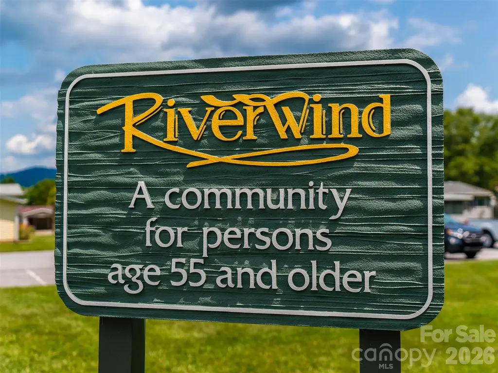 448 Riverwind Drive Hendersonville NC 28739