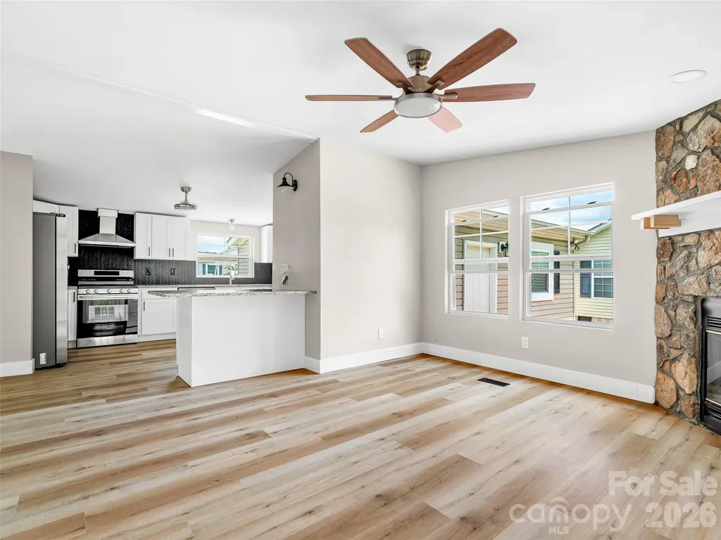 448 Riverwind Drive Hendersonville NC 28739