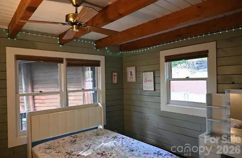 89 Woodcliff Loop Newland NC 28657