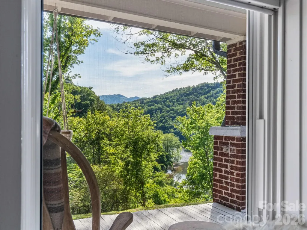 296 Roberts Hill Road Marshall NC 28753