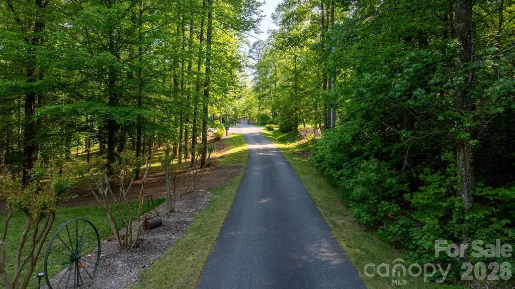 3355 Helton Hartley Place Lenoir NC 28645
