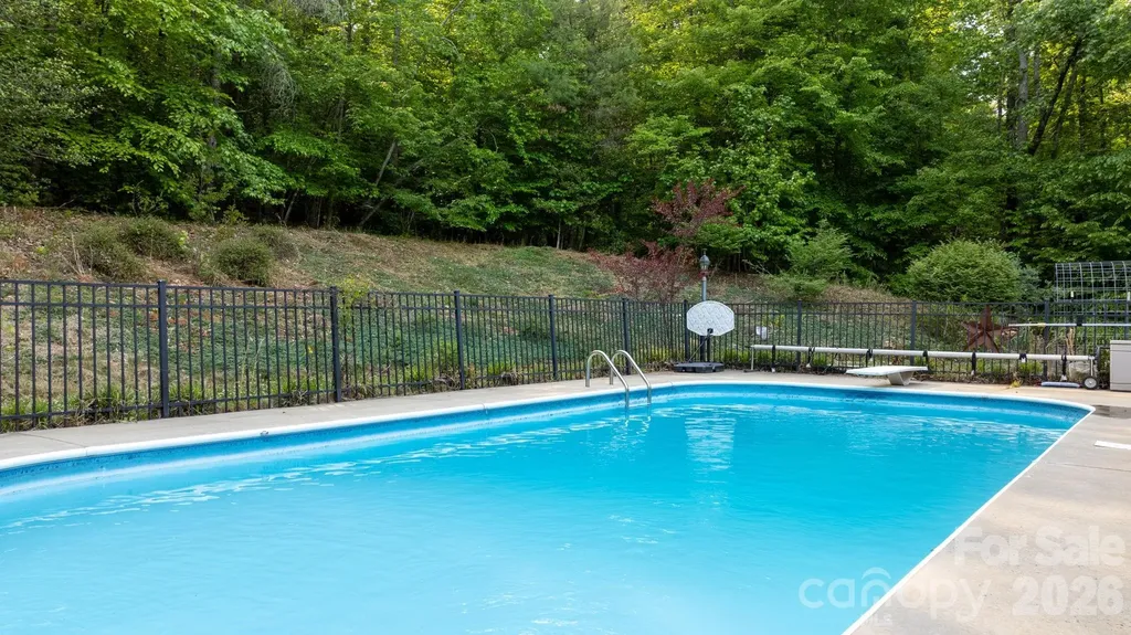 3355 Helton Hartley Place Lenoir NC 28645